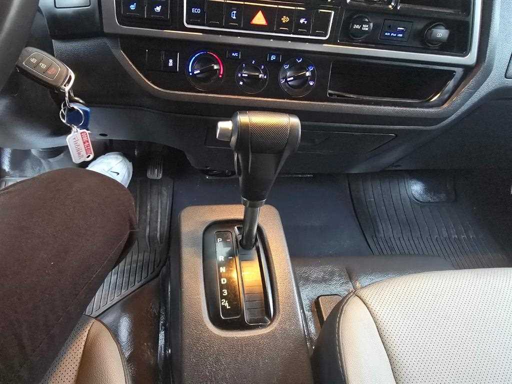 medium and large cargo truck 2021 Blanco - Importación desde Corea - HF Imports Iquique - Foto 15