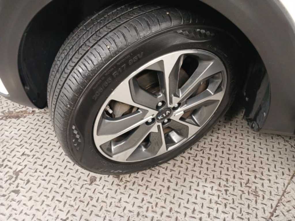 KIA Stonic 2018 Blanco - Importación desde Corea - HF Imports Iquique - Foto 20