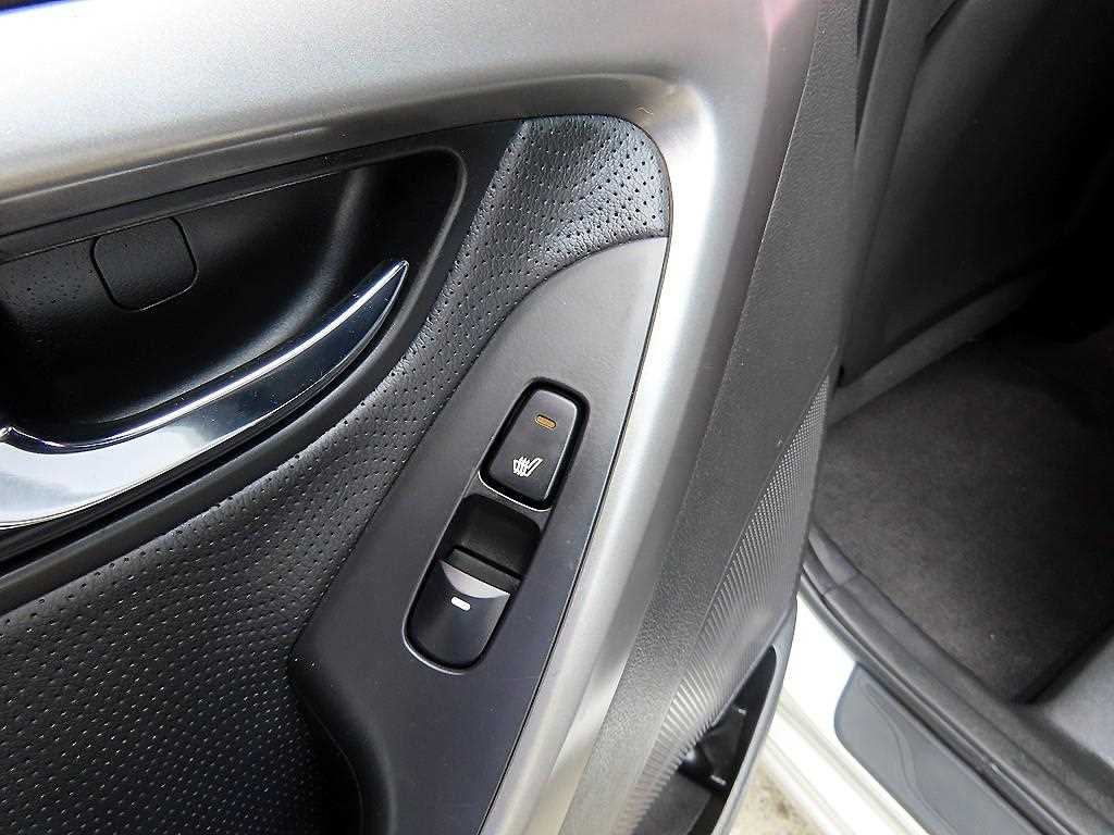 HYUNDAI Avante 2012 Plateado - Importación desde Corea - HF Imports Iquique - Foto 15