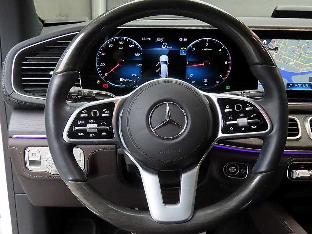 Mercedes Benz GLS Class - Vista 9