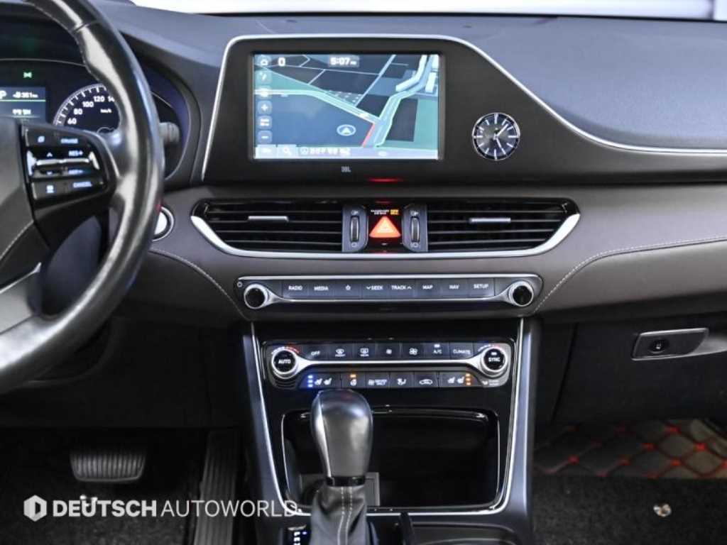 HYUNDAI Grandeur 2018 Negro - Importación desde Corea - HF Imports Iquique - Foto 14