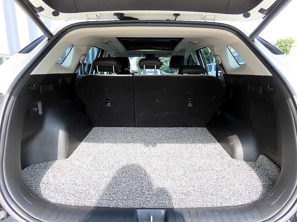 KIA Sportage 2023 Blanco - Importación desde Corea - HF Imports Iquique - Foto 16