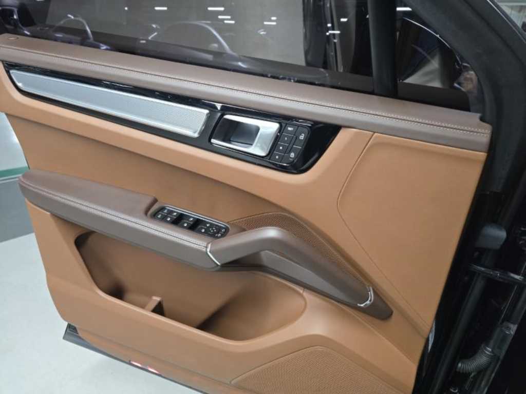 Porsche Cayenne 2023 - Importación desde Corea - HF Imports Iquique - Foto 16