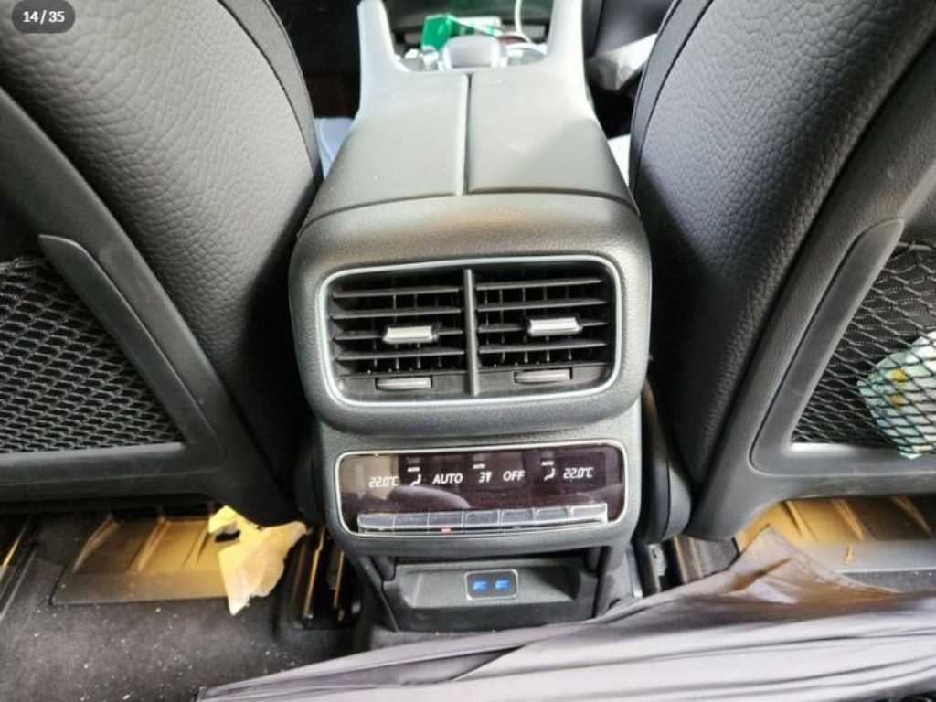 Mercedes Benz GLE Class - Vista 10