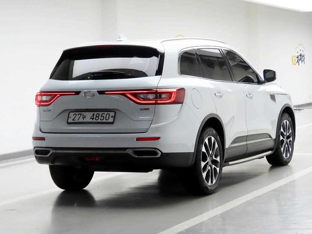 SAMSUNG QM6 - Vista 4