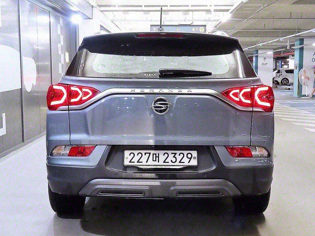 Ssangyong Korando - Vista 5