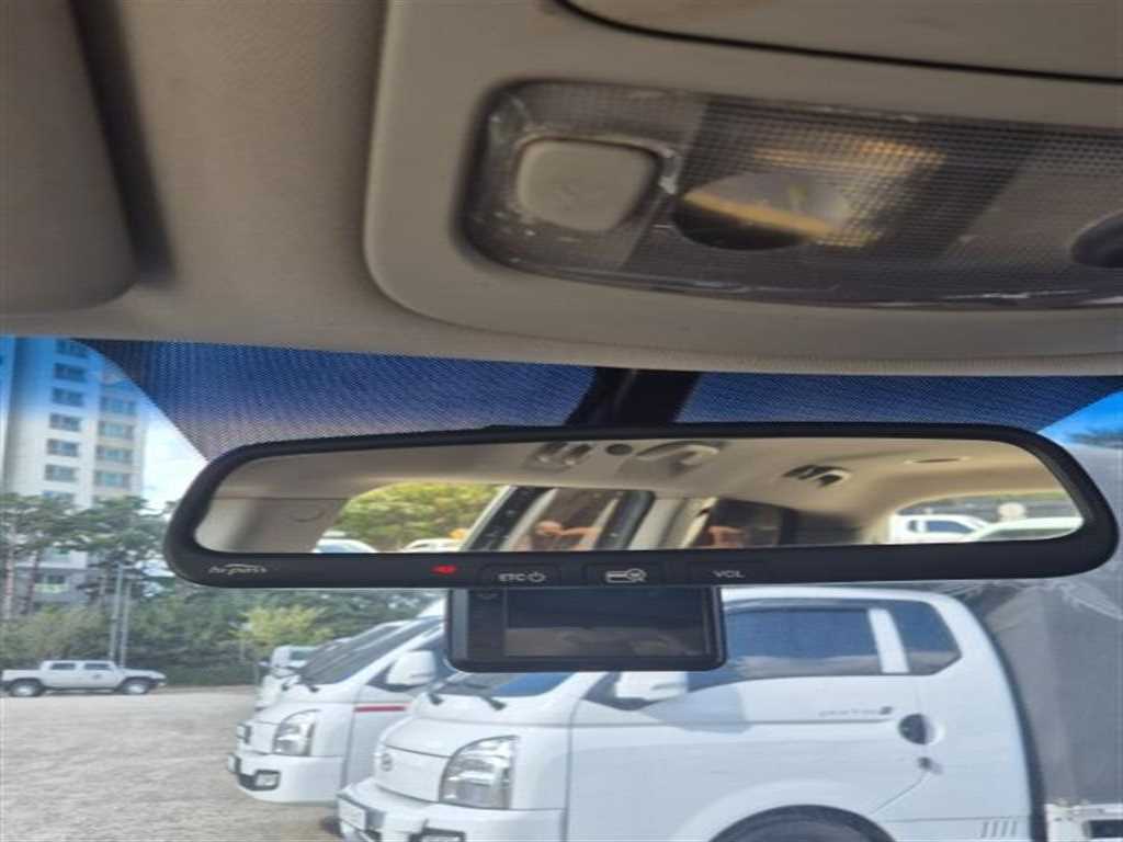 KIA Carnival 2010 Negro - Importación desde Corea - HF Imports Iquique - Foto 13