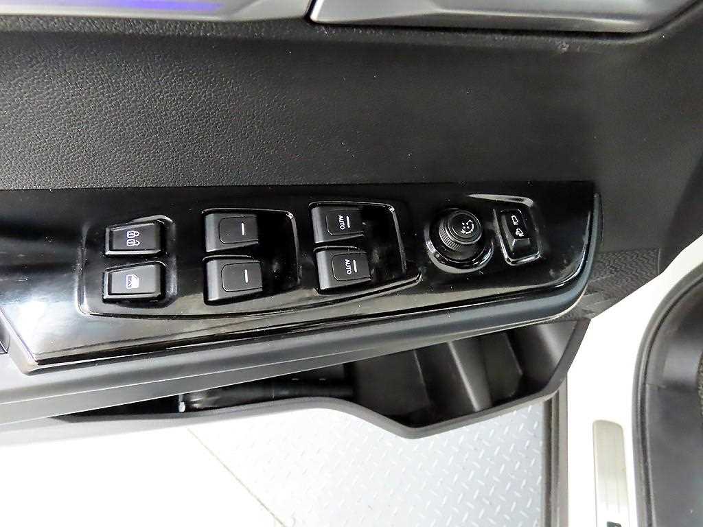 Ssangyong Torres - Vista 11