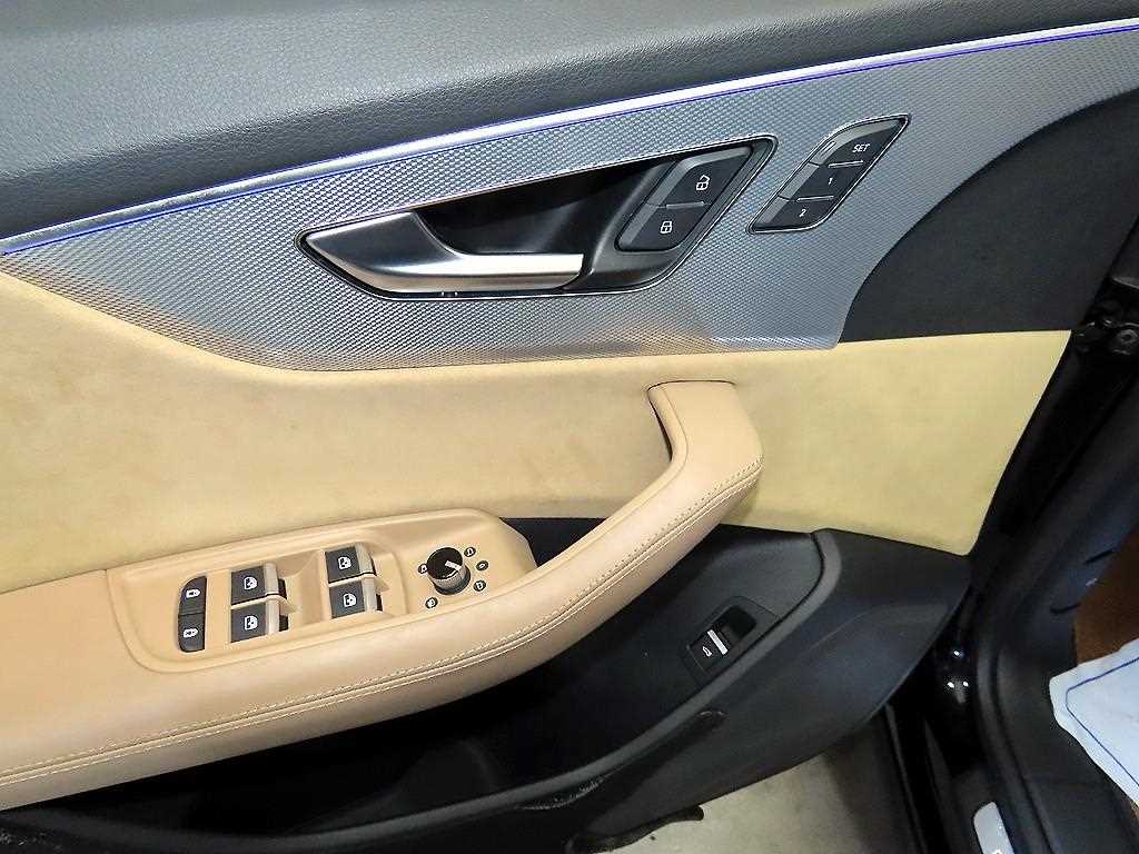 Audi Q8 2021 Negro - Importación desde Corea - HF Imports Iquique - Foto 13