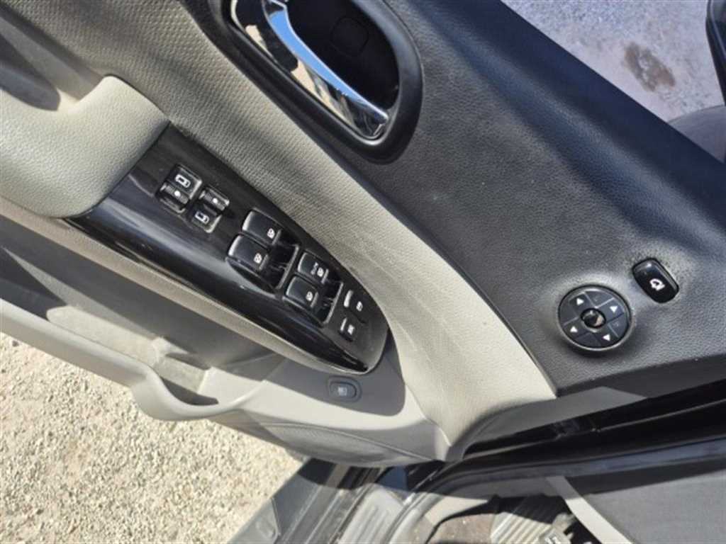 KIA Carnival - Vista 7