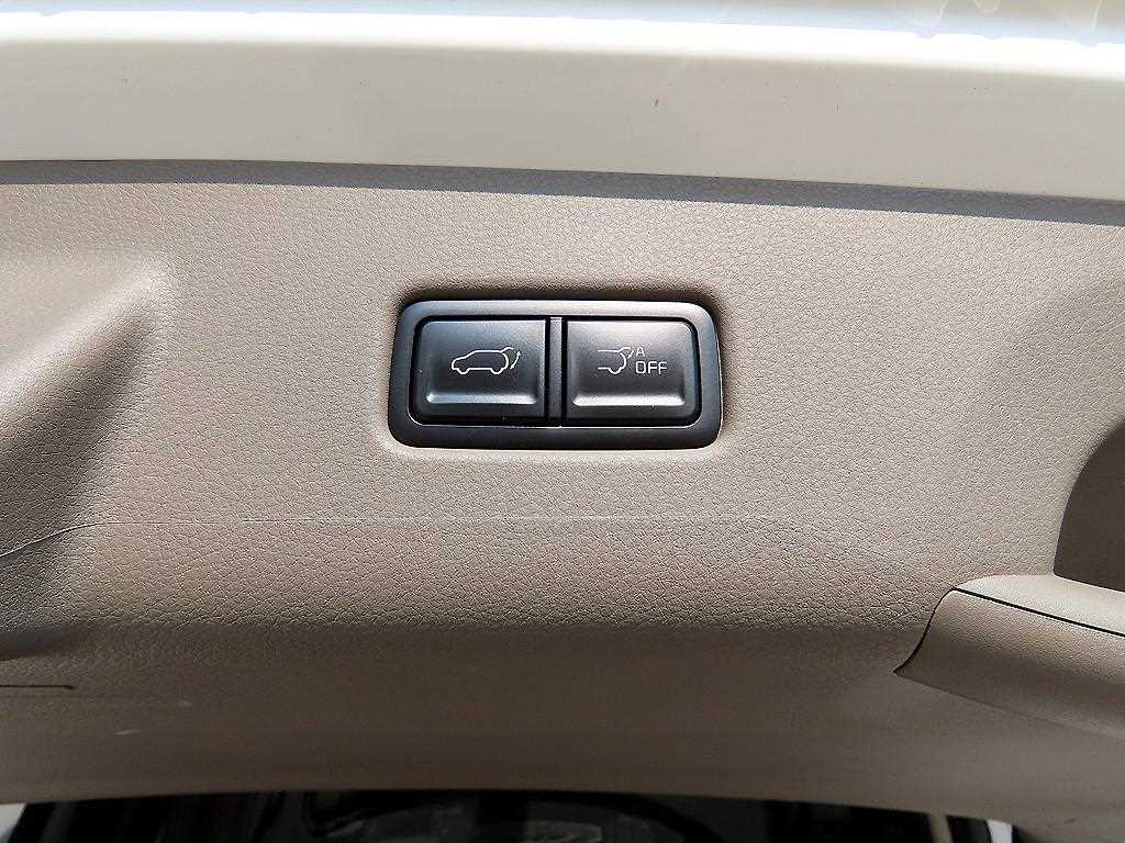 KIA Carnival 2025 Blanco - Importación desde Corea - HF Imports Iquique - Foto 16