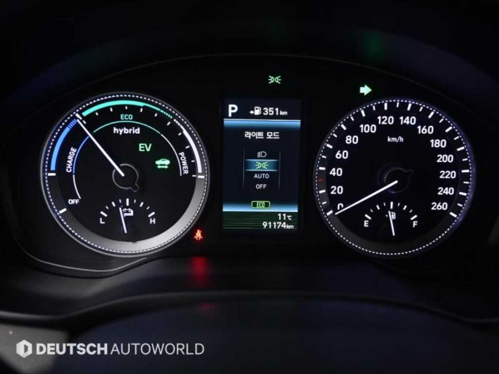 HYUNDAI Grandeur - Vista 8