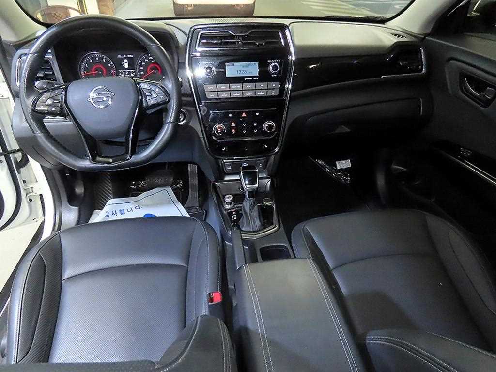 Ssangyong Tivoli - Vista 10