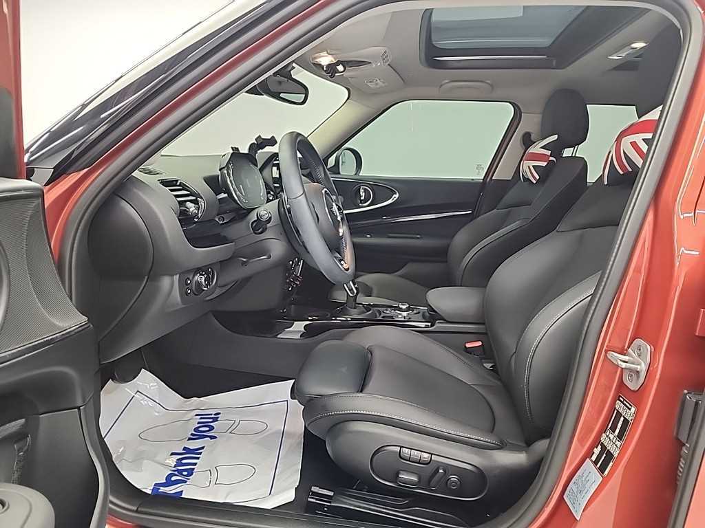 Mini Clubman - Vista 11