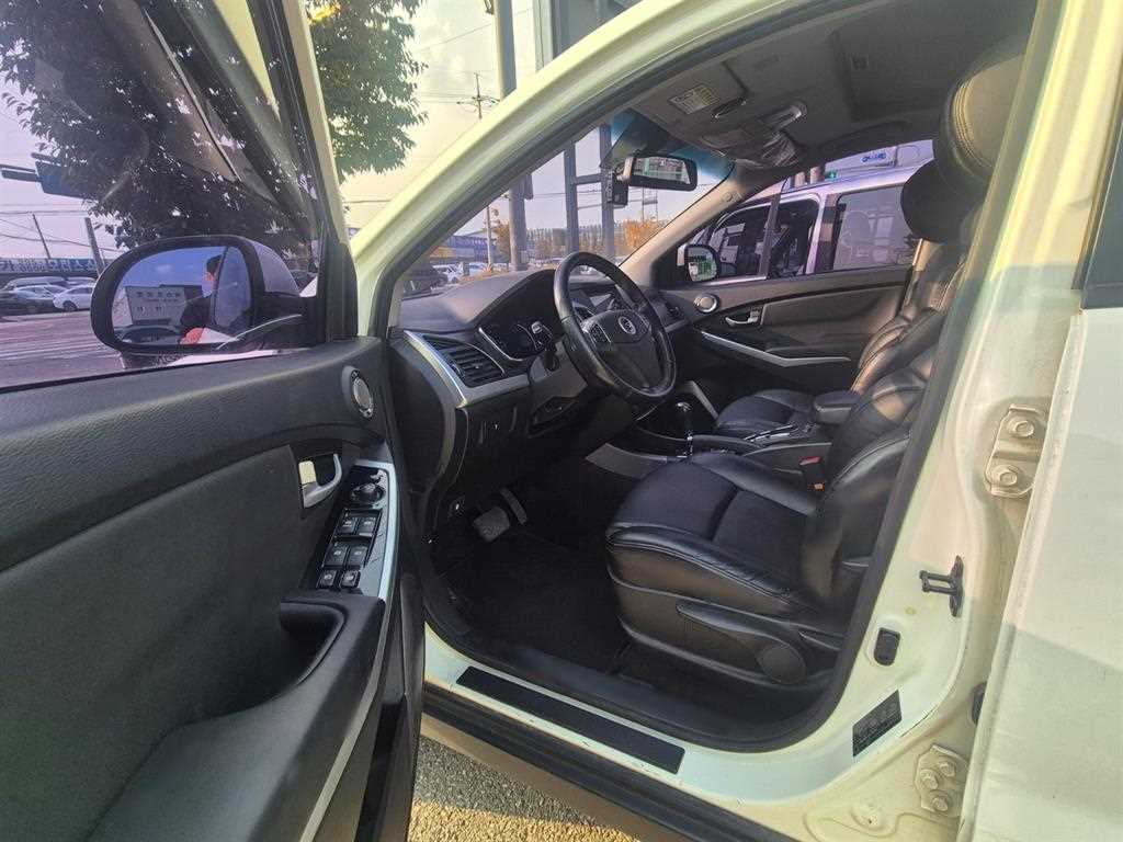 Ssangyong Korando - Vista 4