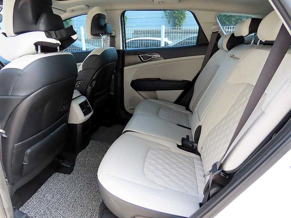 KIA Sportage - Vista 6