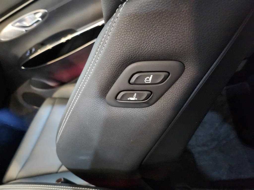 Genesis GV70 - Vista 10