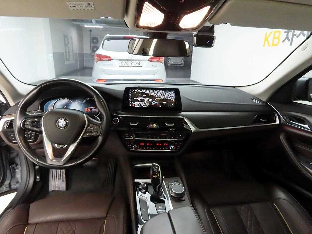 BMW 5 Series - Vista 6