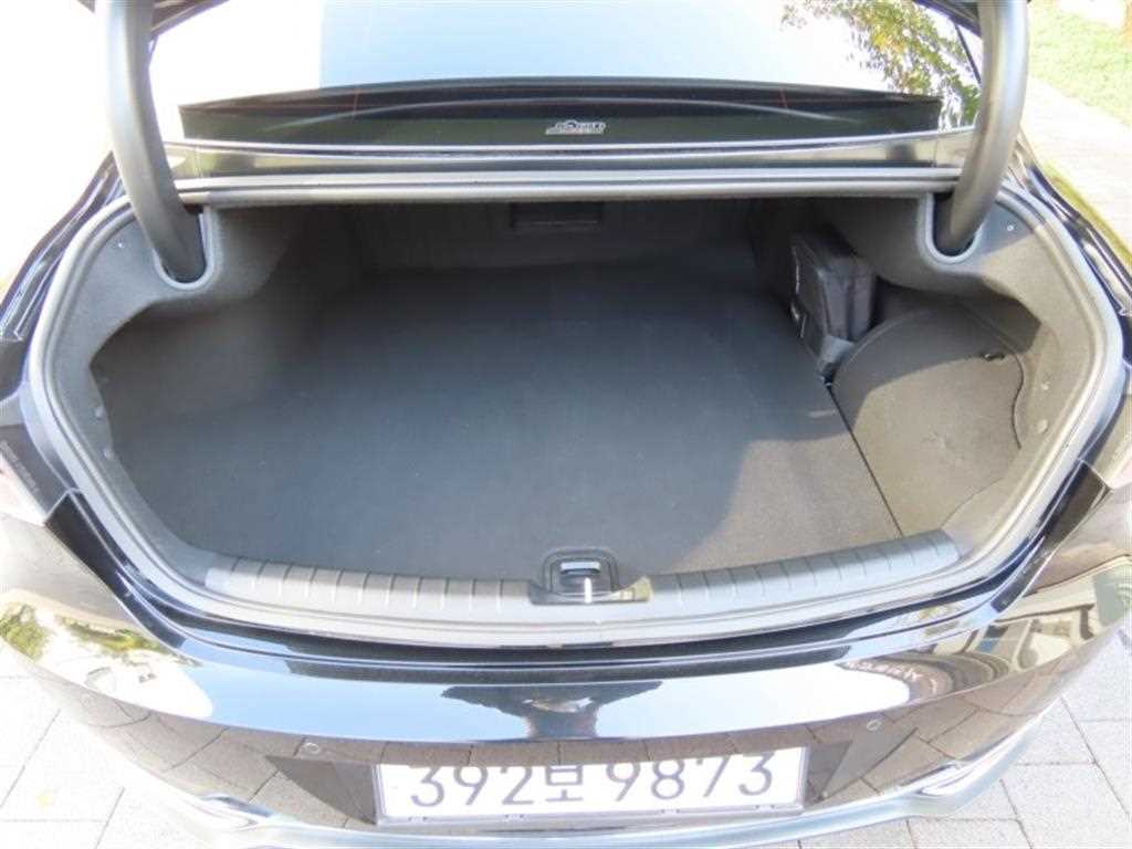 HYUNDAI Grandeur 2022 Negro - Importación desde Corea - HF Imports Iquique - Foto 18