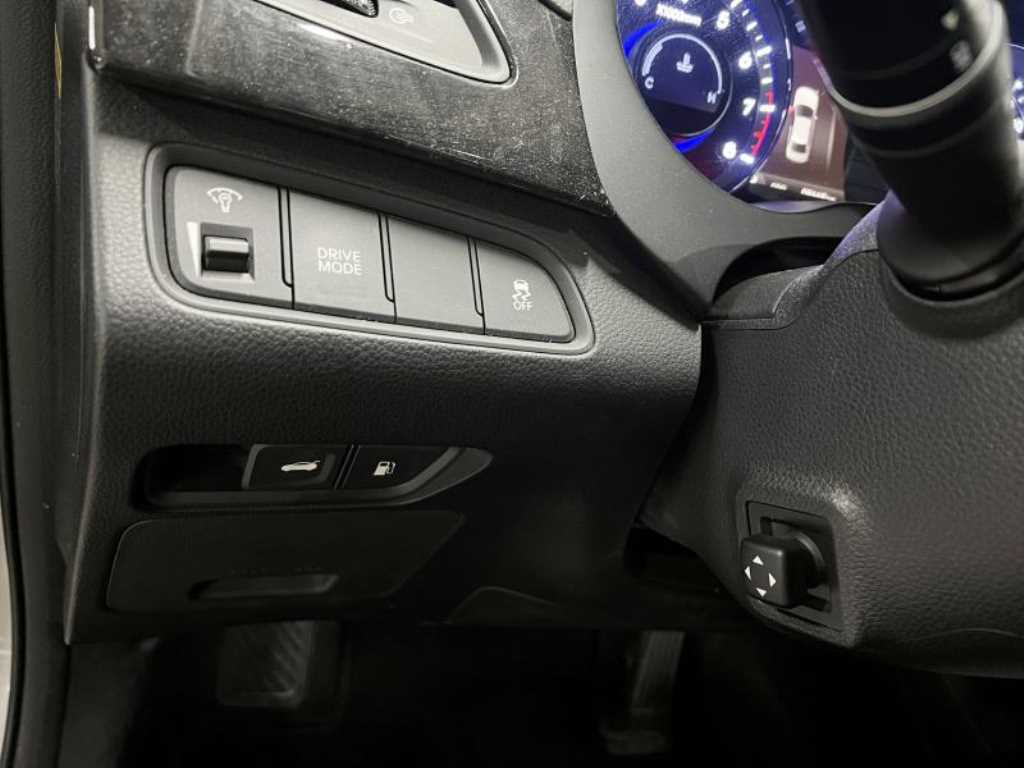 HYUNDAI Grandeur - Vista 10