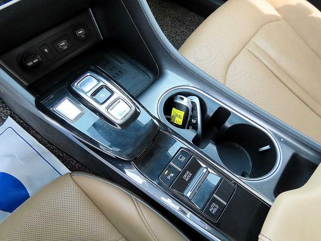 HYUNDAI Sonata - Vista 10