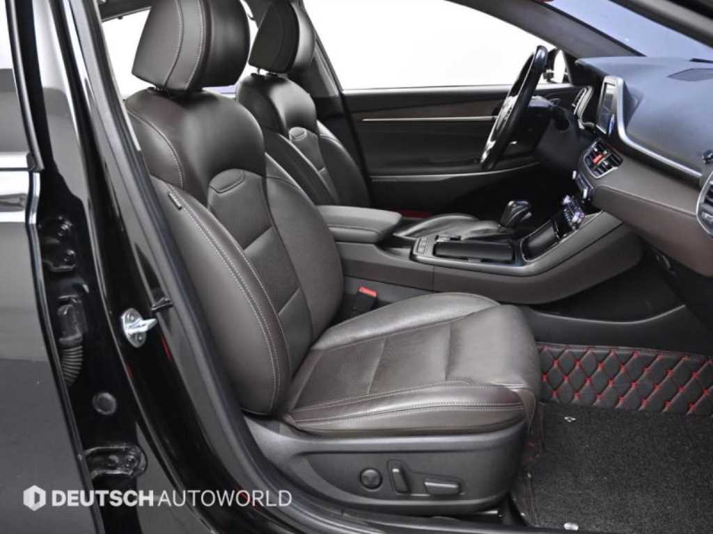 HYUNDAI Grandeur - Vista 10