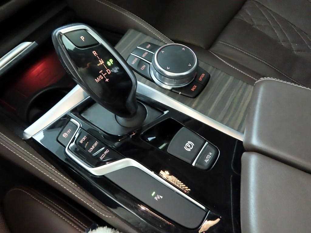 BMW 5 Series - Vista 10