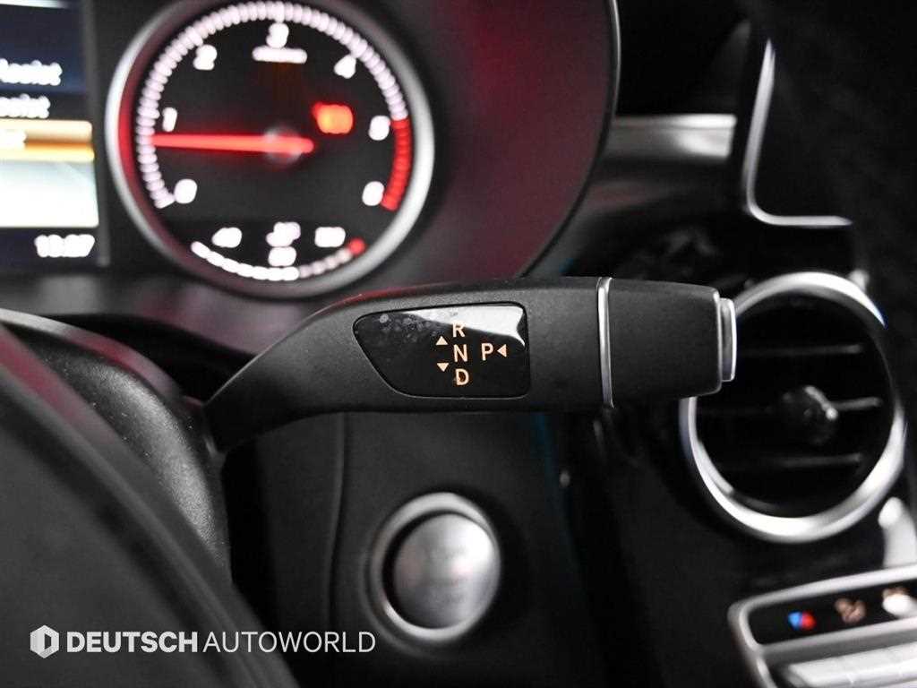 Mercedes Benz GLC Class - Vista 9