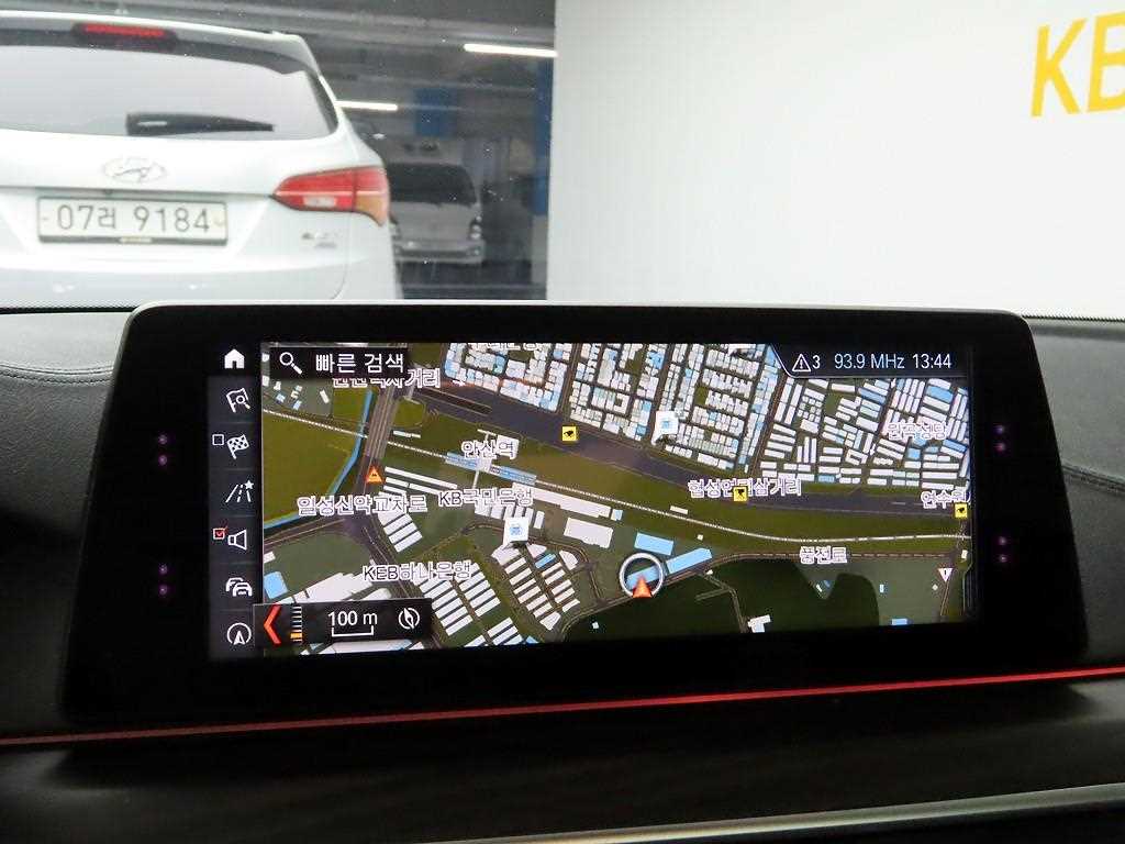 BMW 5 Series - Vista 8