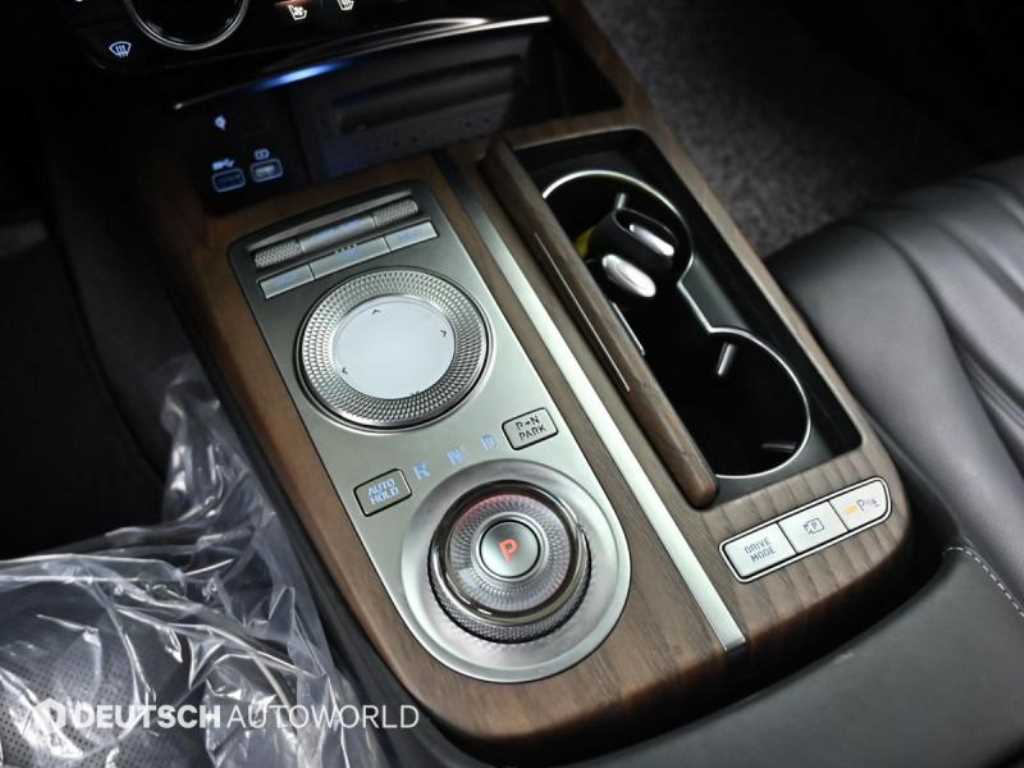 Genesis G80 - Vista 9