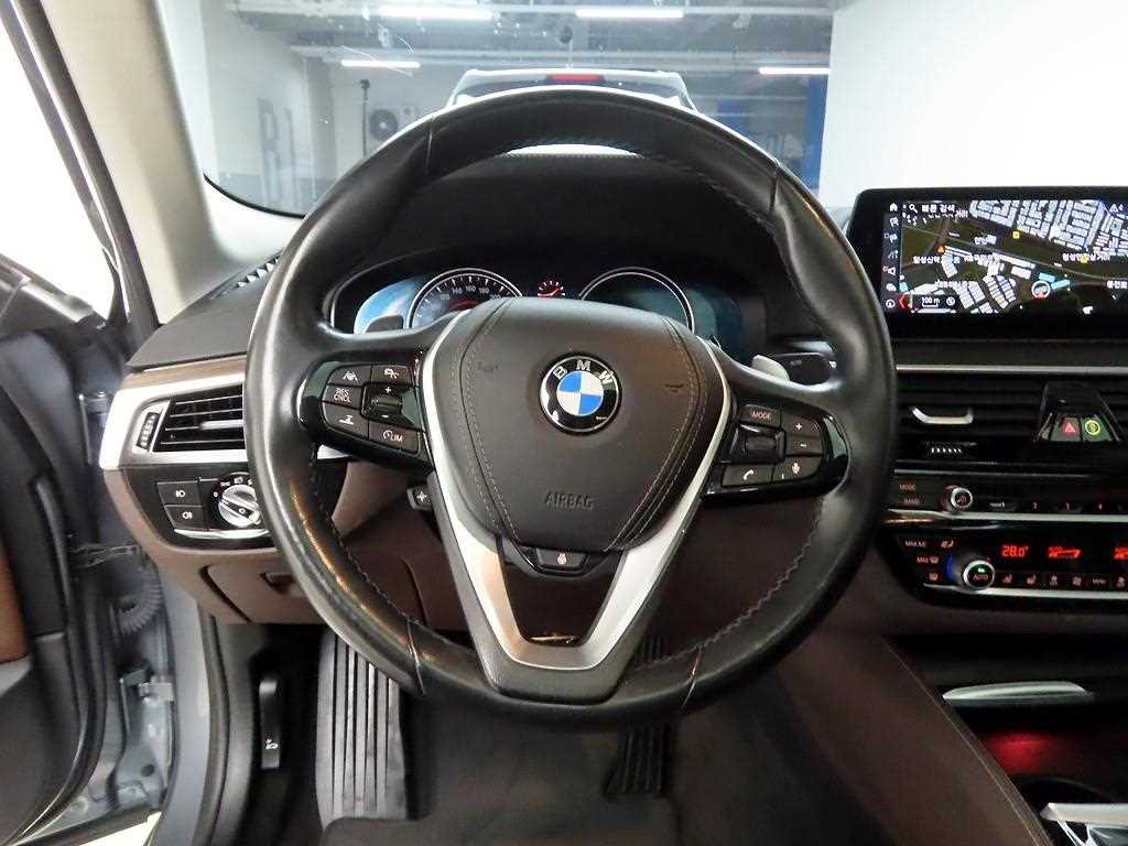 BMW 5 Series - Vista 7