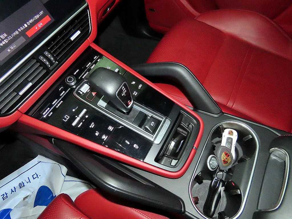 Porsche Cayenne - Vista 12