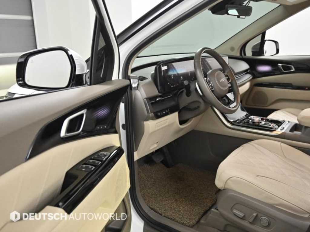 KIA Carnival - Vista 9