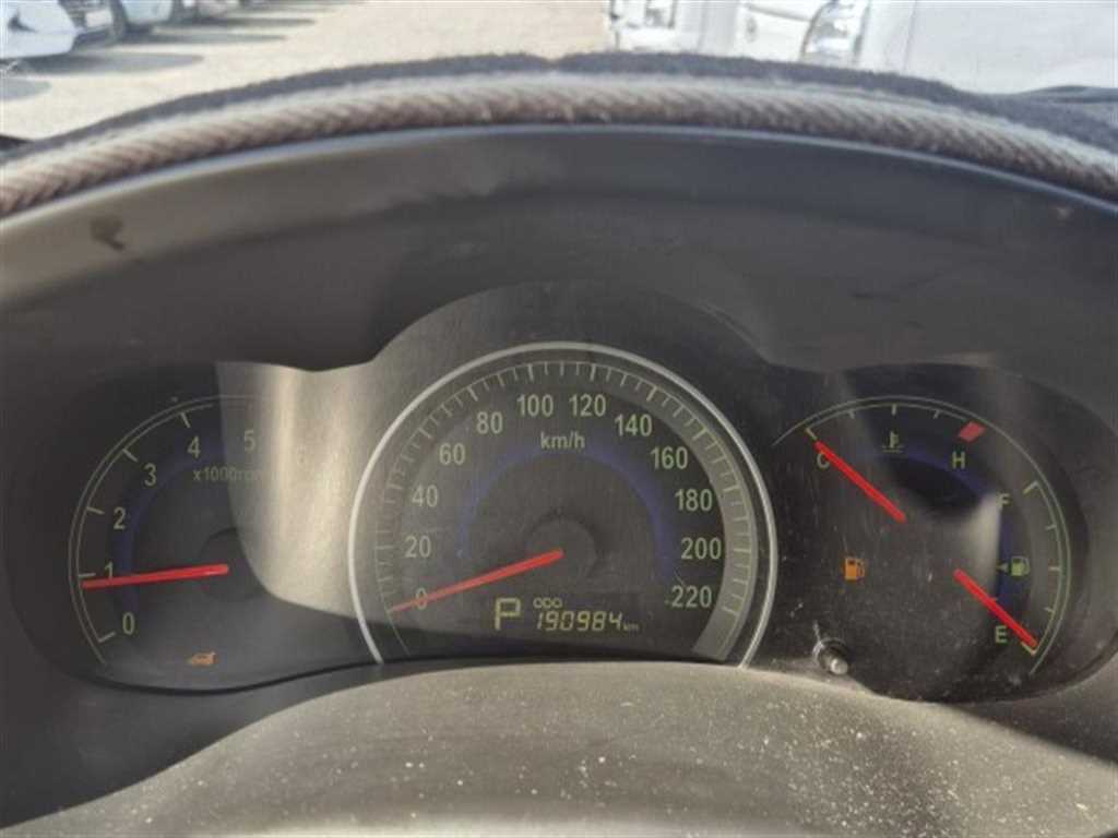 KIA Carnival - Vista 8