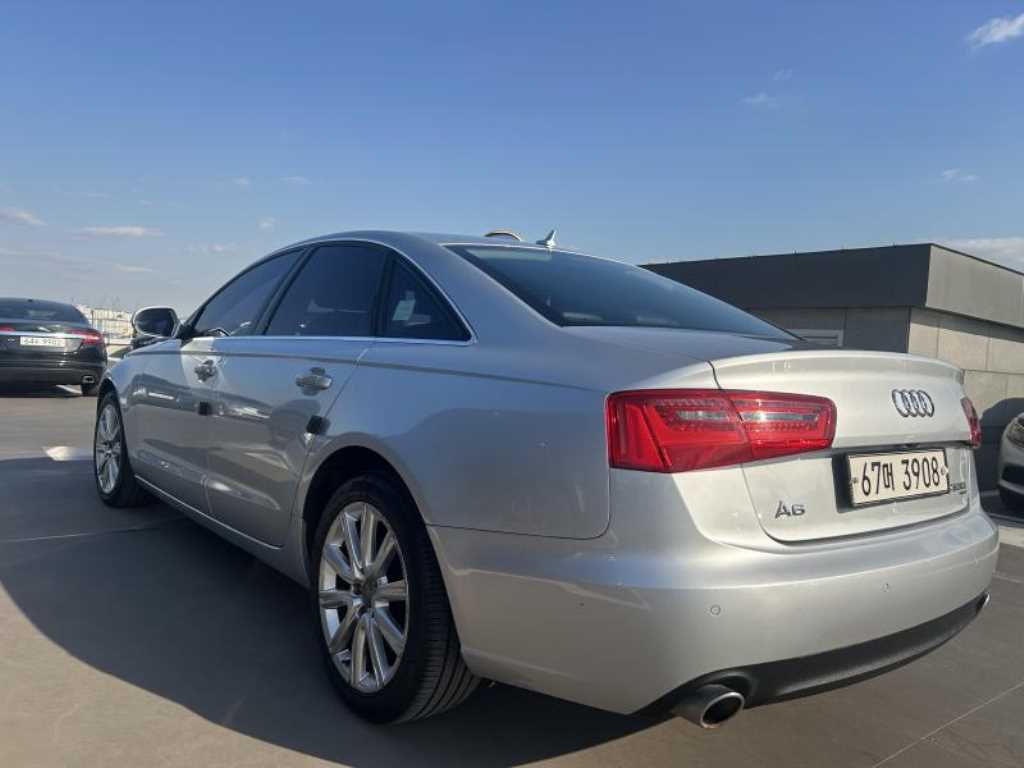 Audi A6 - Vista 5
