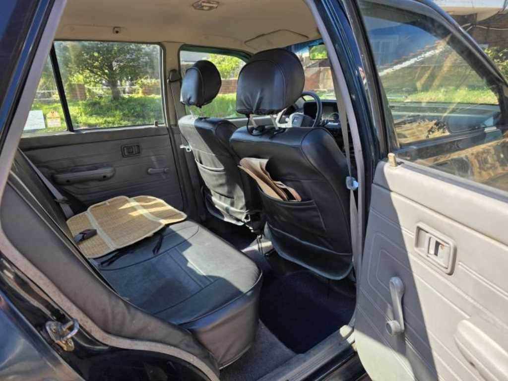 KIA Pride - Vista 5