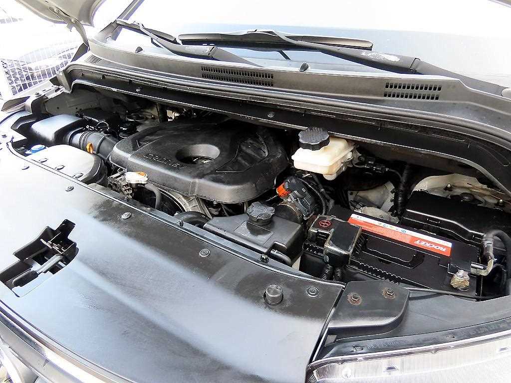 HYUNDAI Starex 2019 Gris - Importación desde Corea - HF Imports Iquique - Foto 16