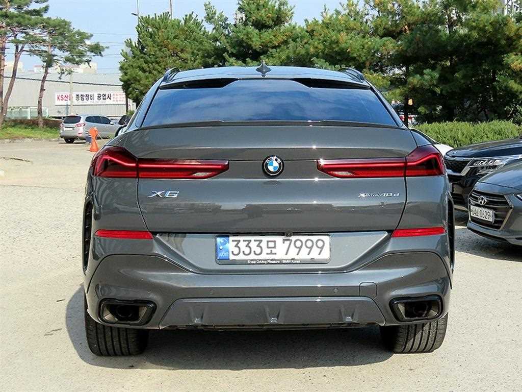 BMW X6 - Vista 4