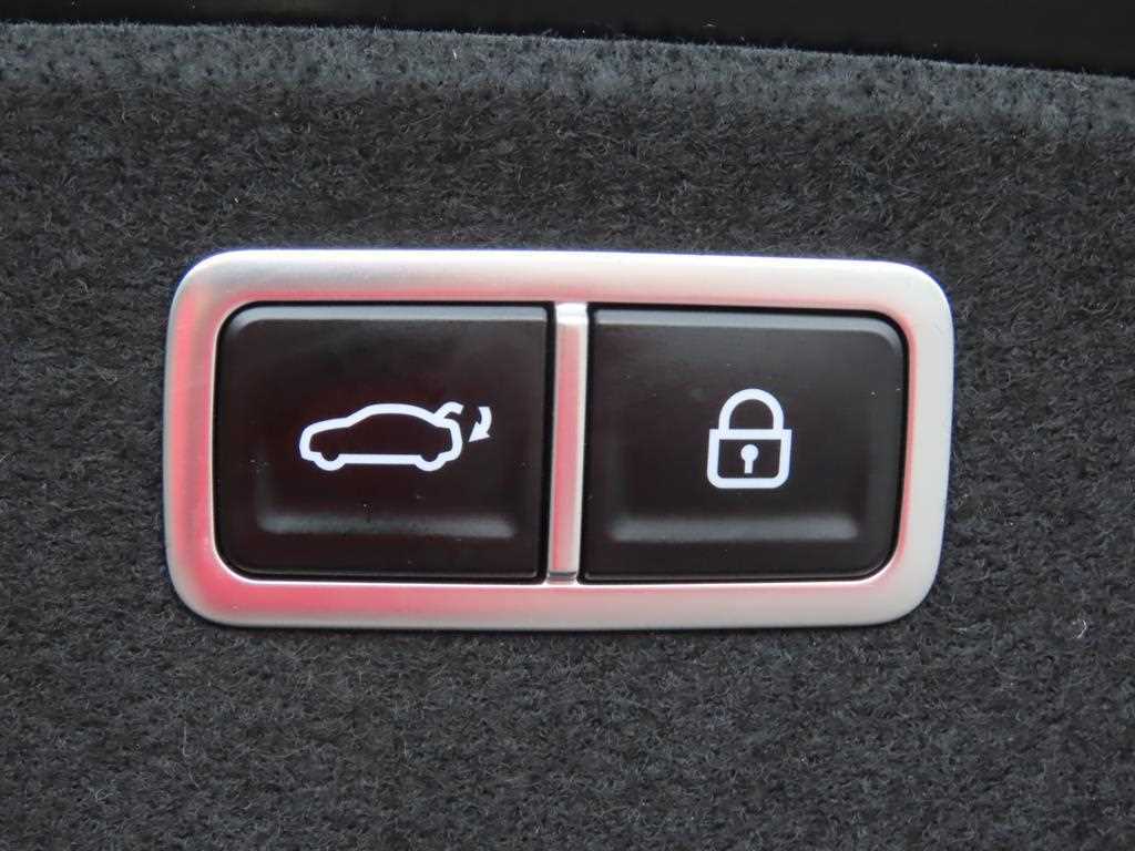 Genesis G80 - Vista 8