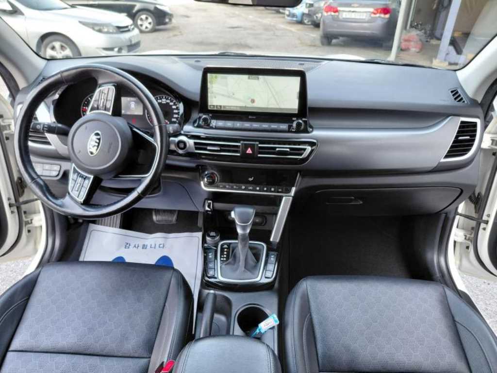 KIA Seltos - Vista 7