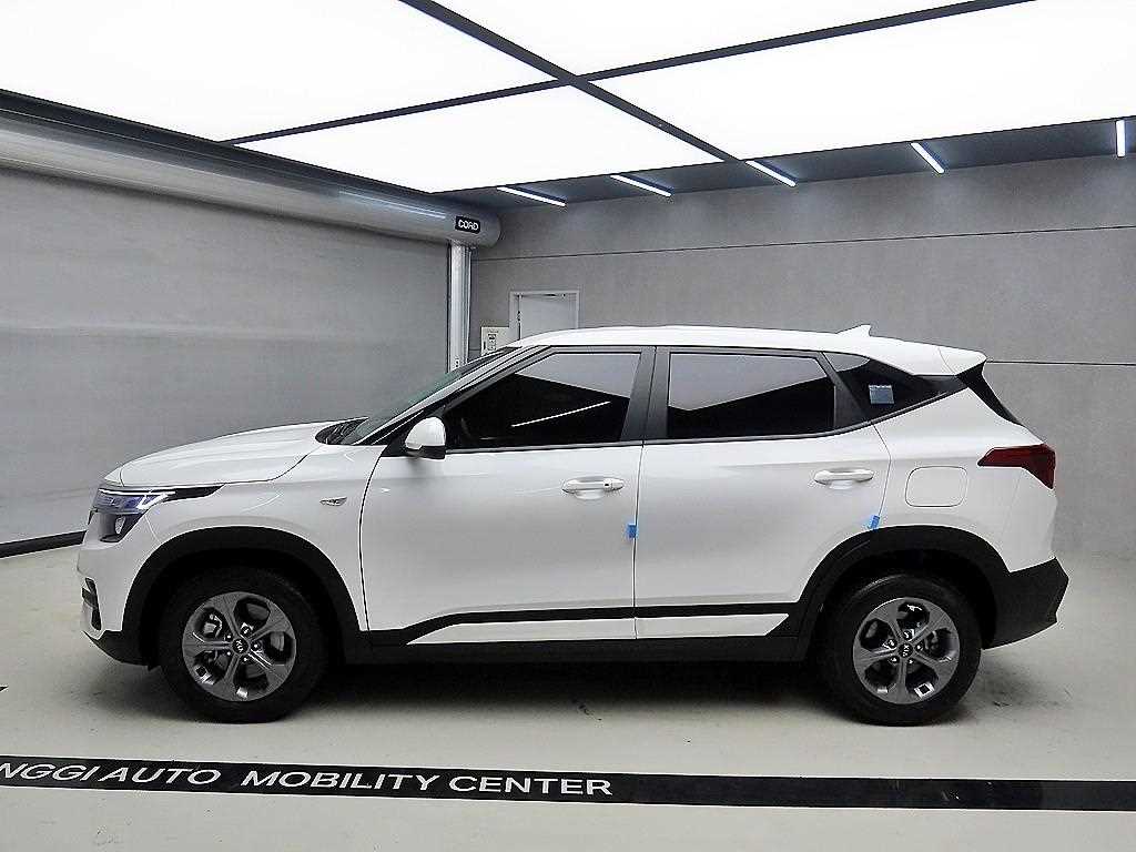 KIA Seltos - Vista 4