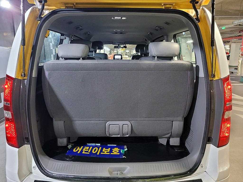 HYUNDAI Starex 2014 Blanco - Importación desde Corea - HF Imports Iquique - Foto 18