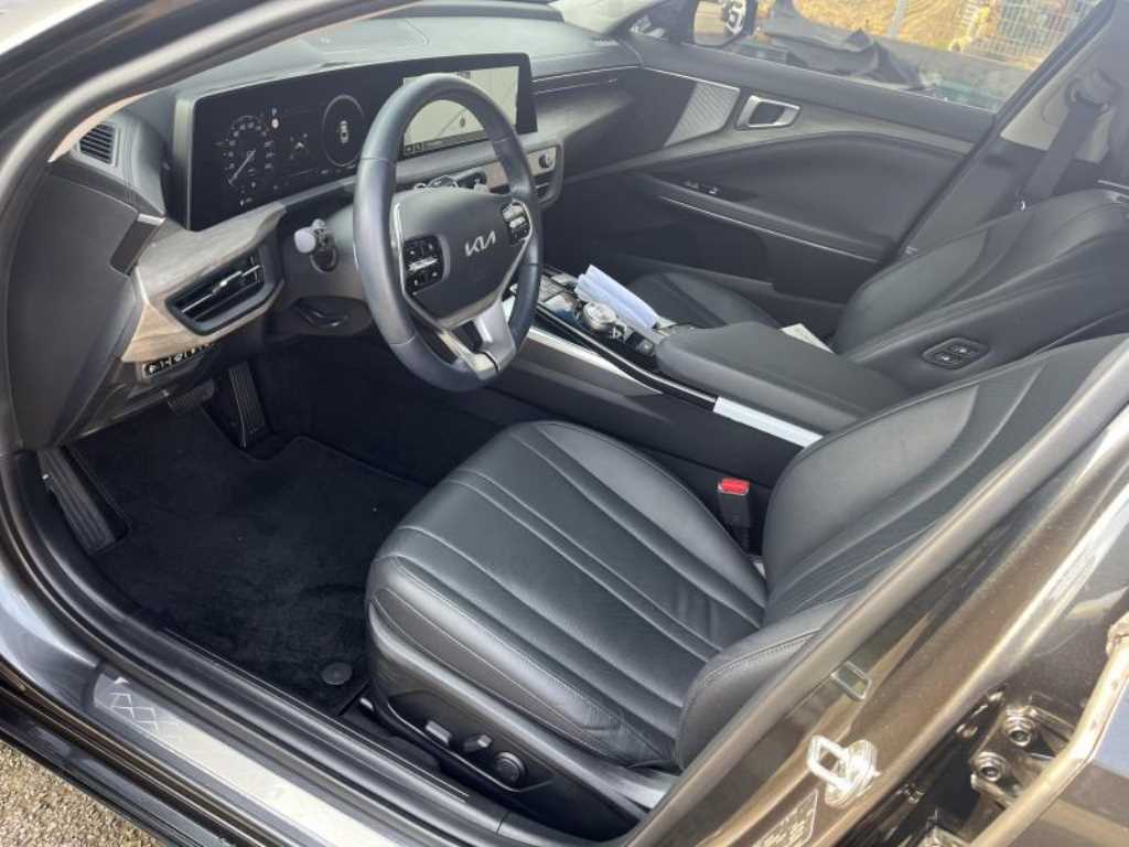 KIA K8 - Vista 10
