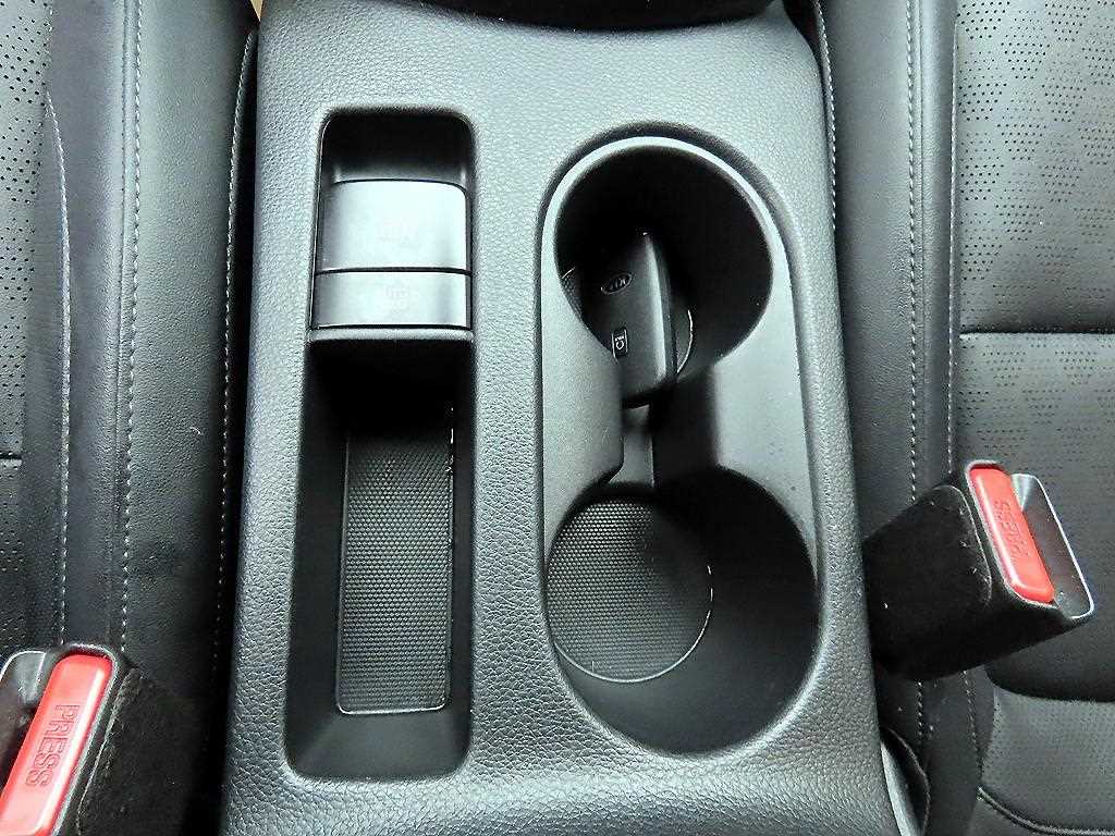 KIA Seltos - Vista 12