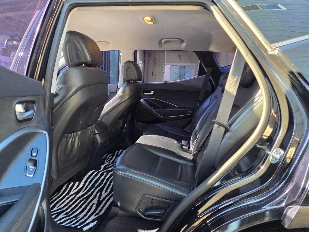 HYUNDAI Santa Fe - Vista 6