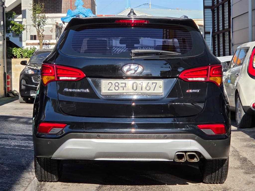 HYUNDAI Santa Fe - Vista 4