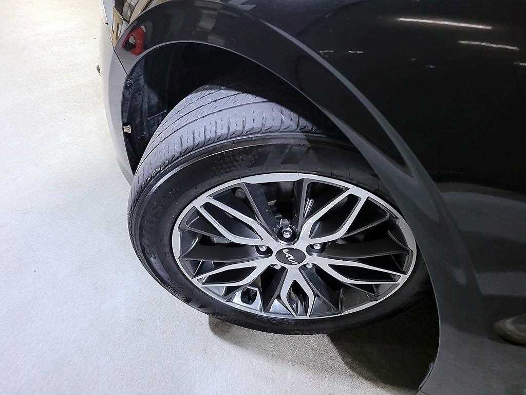 KIA K5 2022 Negro - Importación desde Corea - HF Imports Iquique - Foto 20