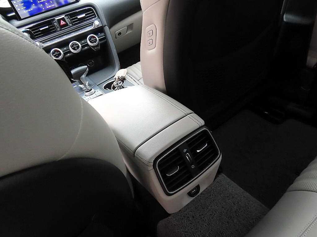 Genesis G70 2021 - Importación desde Corea - HF Imports Iquique - Foto 16