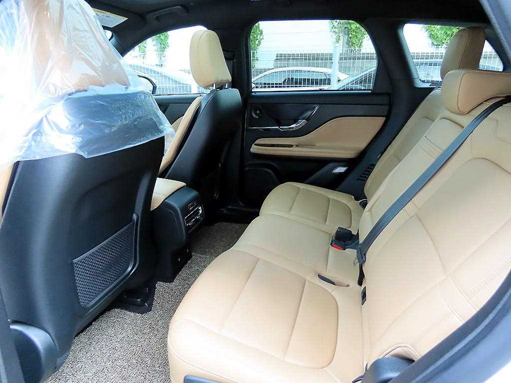 Lincoln Corsair - Vista 6