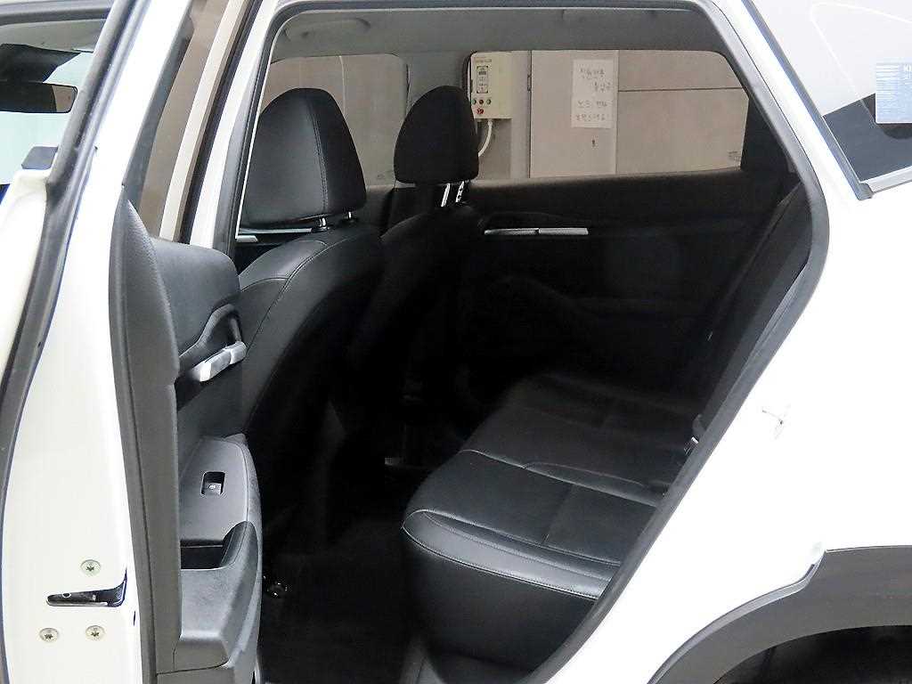 KIA Seltos - Vista 6